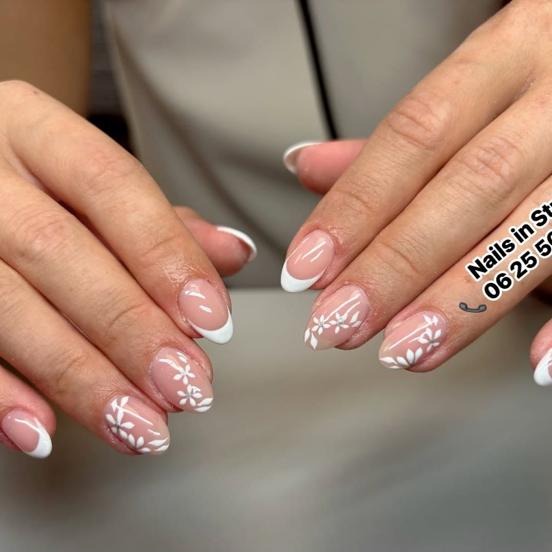 Witte French met bloemetjes, van een andere kant